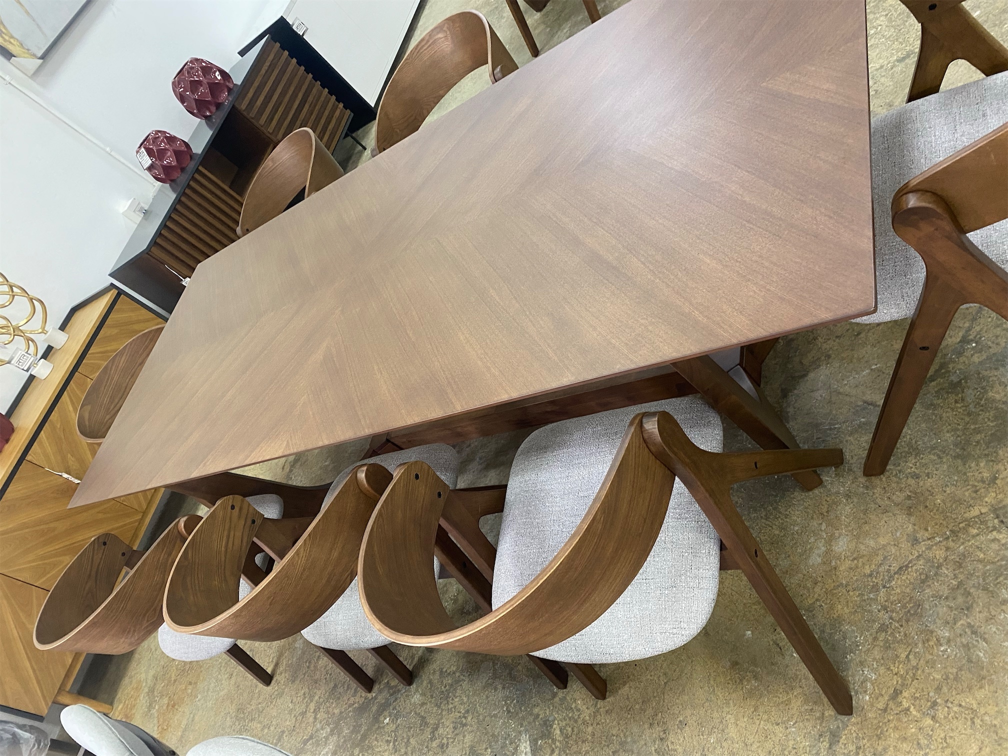muebles y colchones - Comedor en Cedro 8 puestos 1