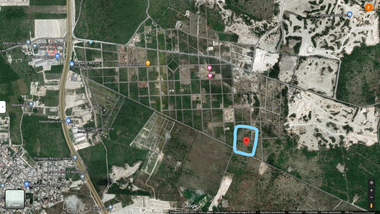 solares y terrenos - Terreno 600 Mts a 30 US$ Bávaro frente  Alm Unidos 0