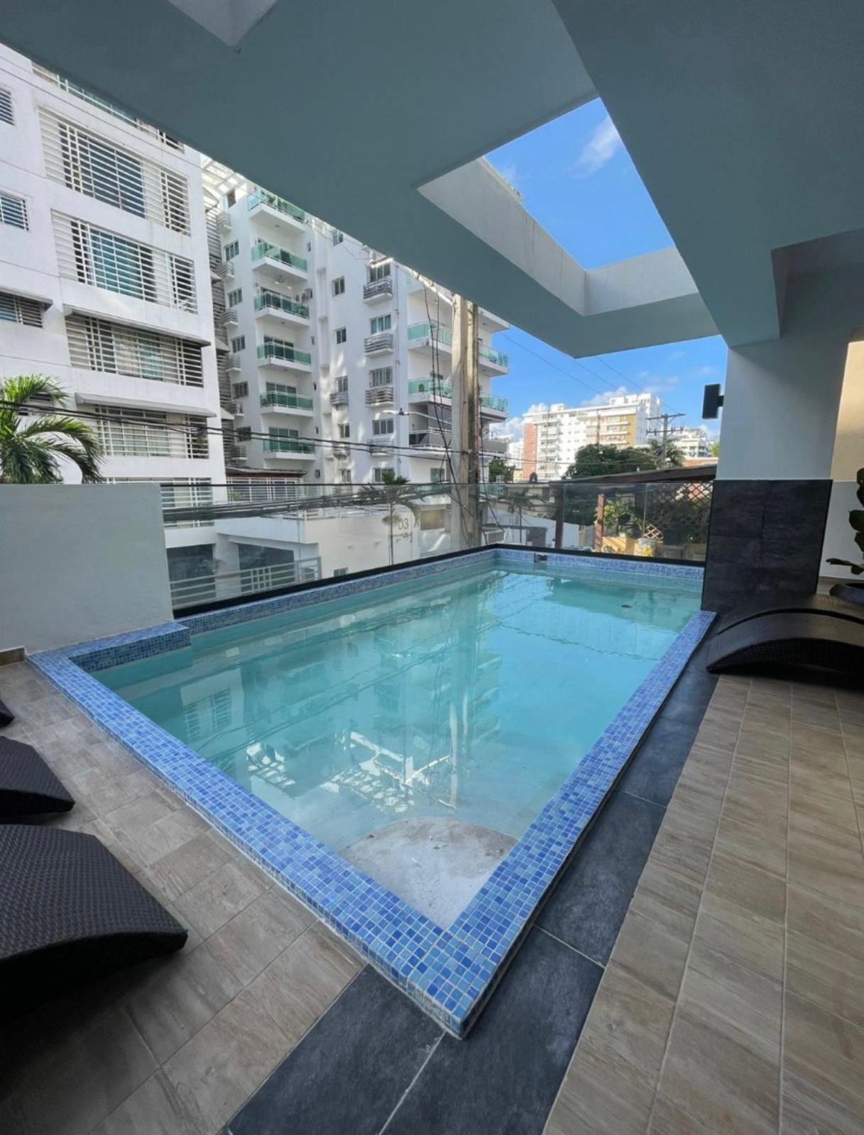 apartamentos - SE VENDE HERMOSO APTO EN EVARISTO MORALES EN TORRE 1