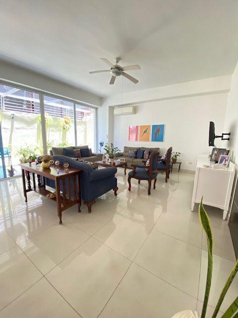 apartamentos - Apartamento en venta en Naco, 2do piso, 2 ascensores, 2 parqueos. 9