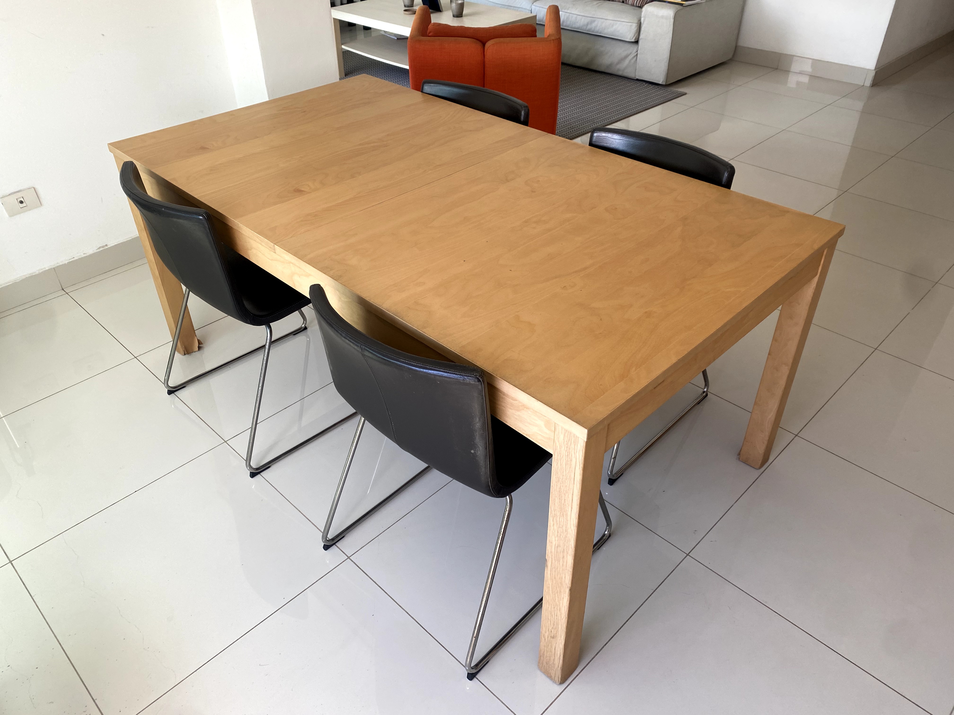 muebles y colchones - Mesa comedor IKEA LANEBERG con 4 Sillas LILLANAS