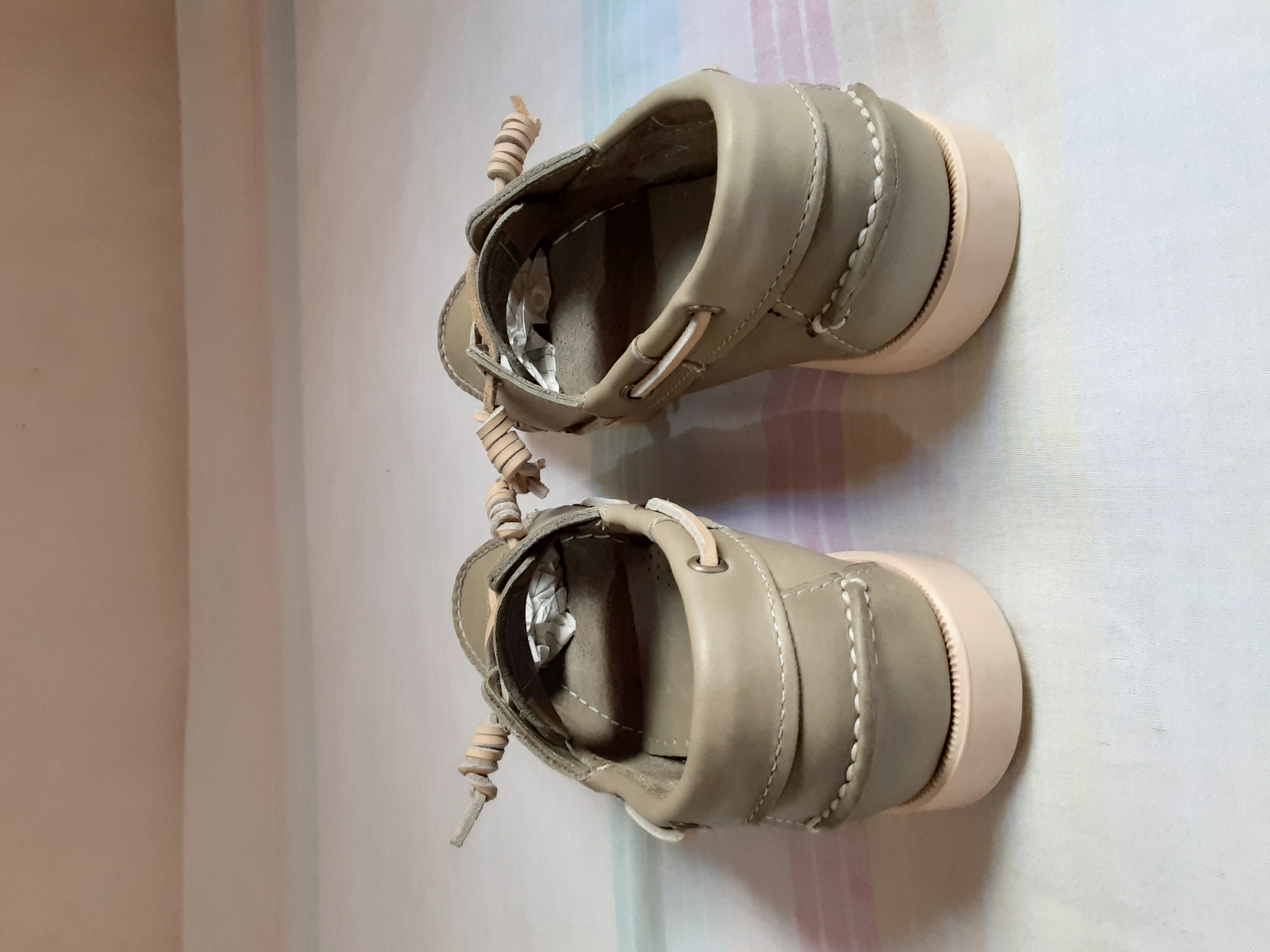 zapatos para mujer - Zapato informal de mujer.   Size: 8.5 M 4