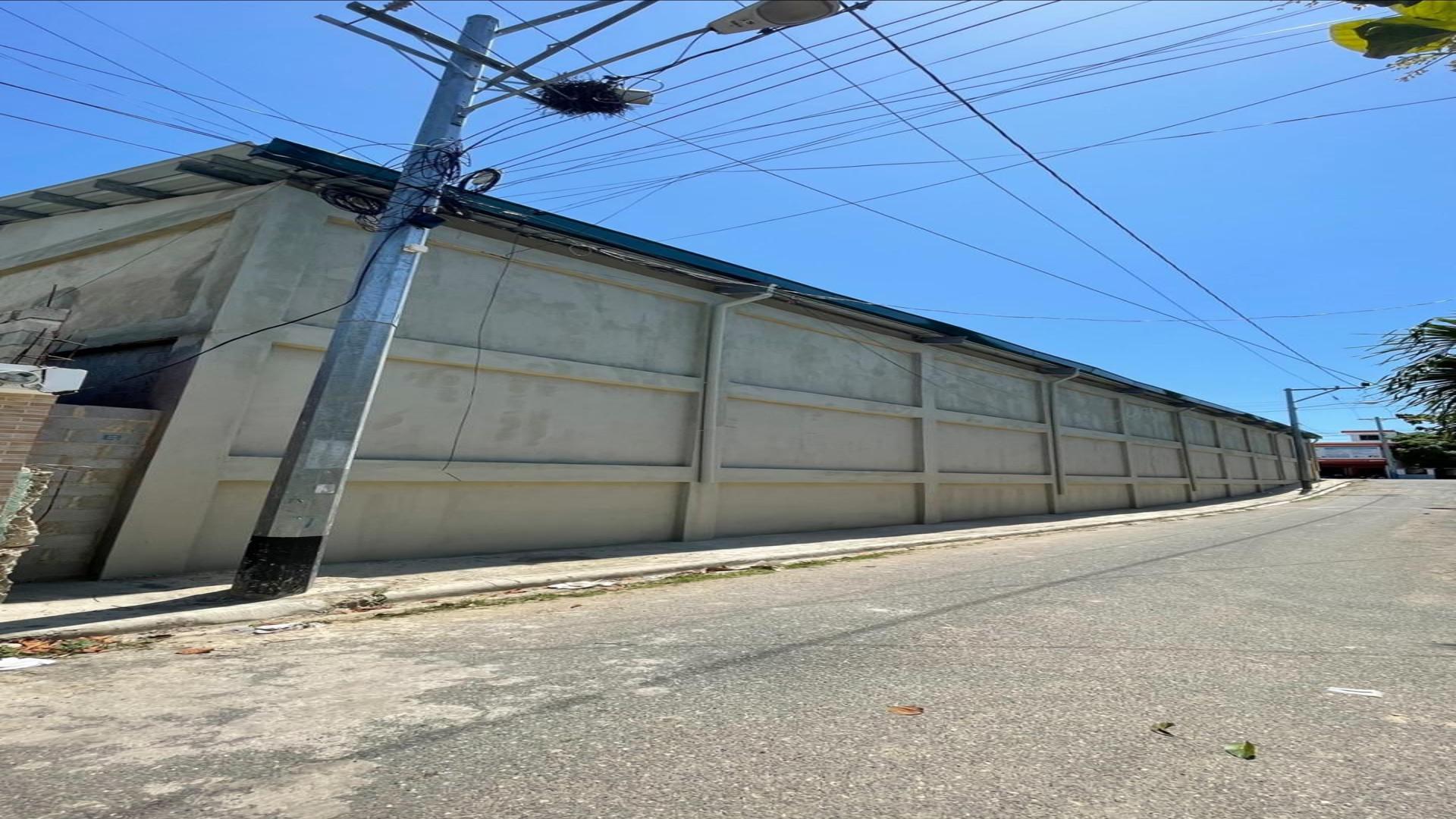 otros inmuebles - Nave Industrial en BRISAS DEL ESTE SANTO DOMINGO ESTE 3