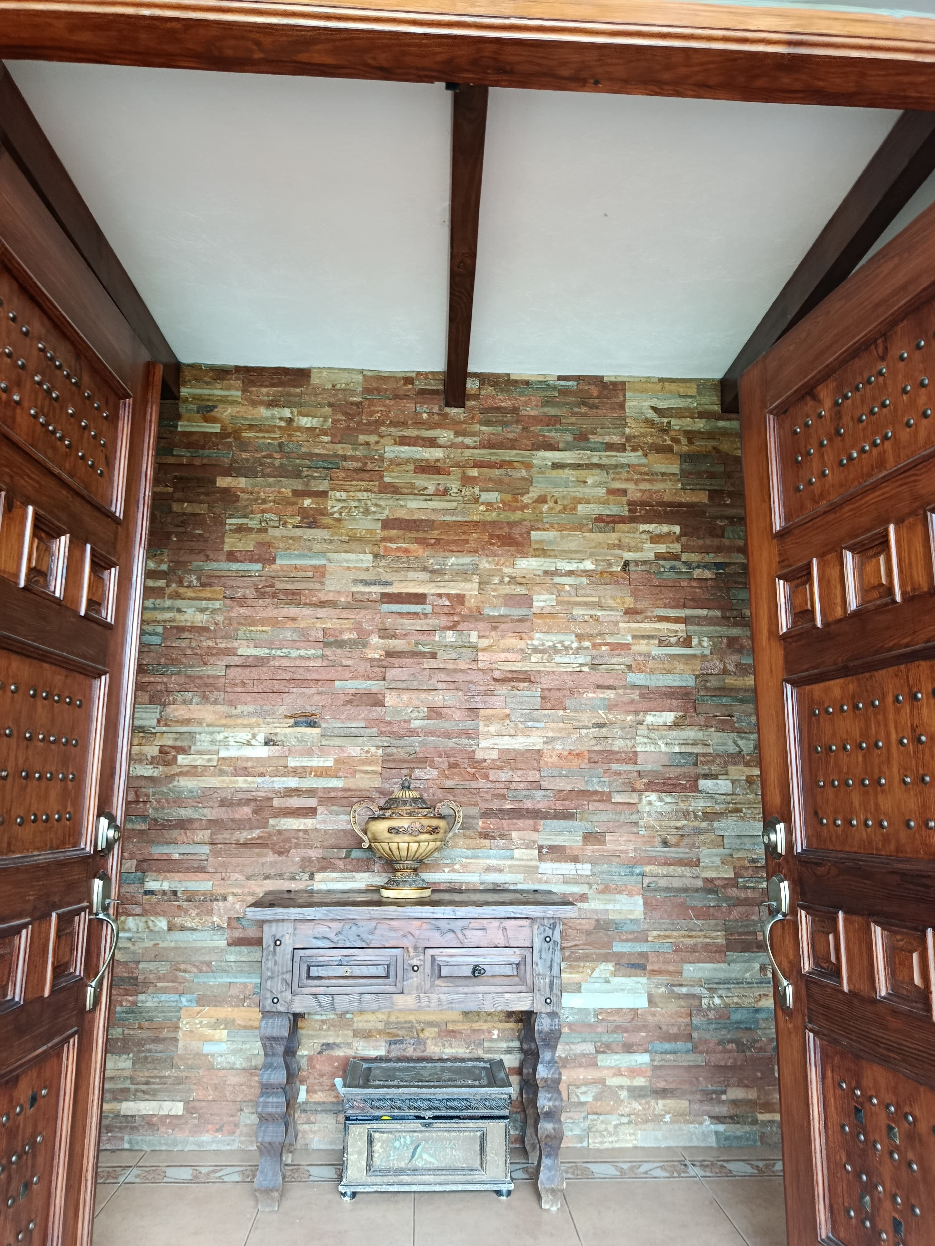 casas vacacionales y villas - Exclusiva villa amueblada en venta en Constanza  1