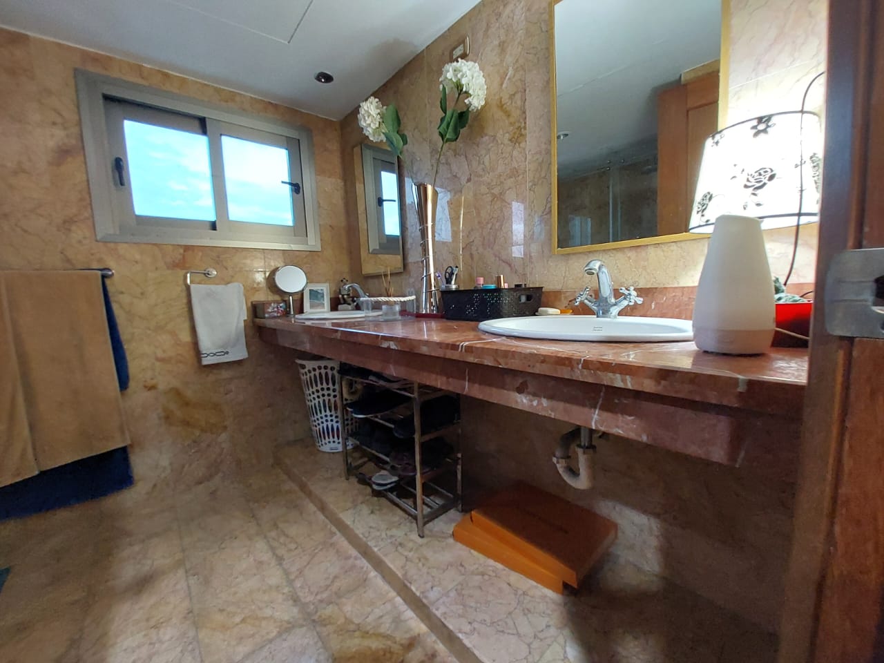 apartamentos - Apartamento en venta de  3 habs en Malecon Center 4