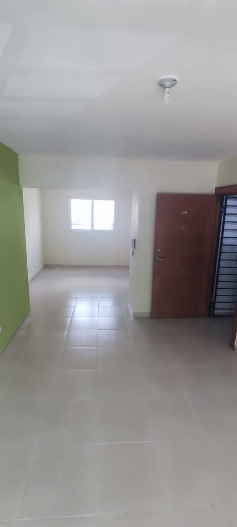 apartamentos - VENDO APARTAMENTO EN LA JACOBO MAJLUTA  9