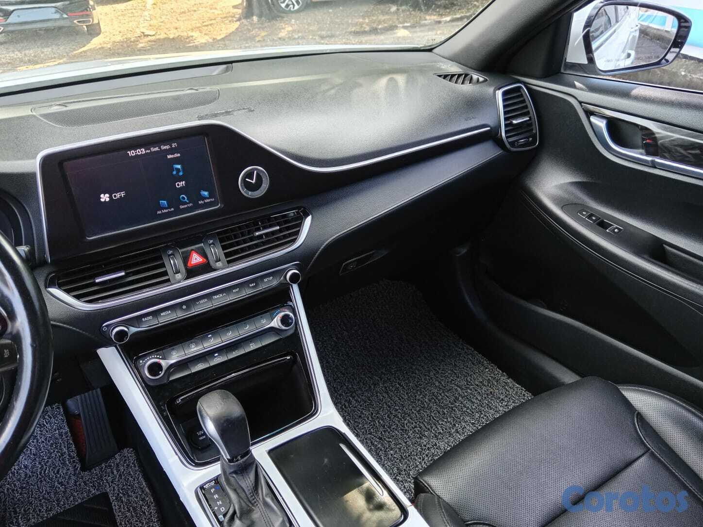 carros - HYUNDAI GRANDEUR 2018 BLANCO 11