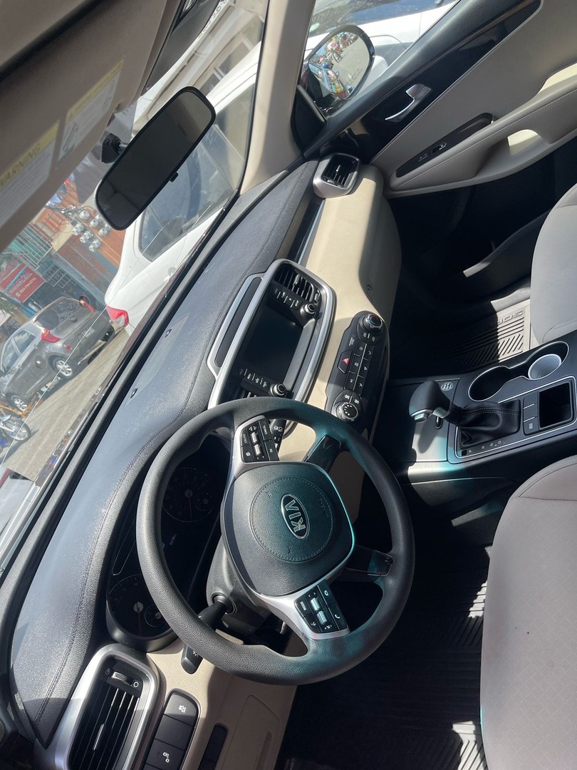 jeepetas y camionetas - Kia sorento. 2020 50mil millas.clean car fax  7