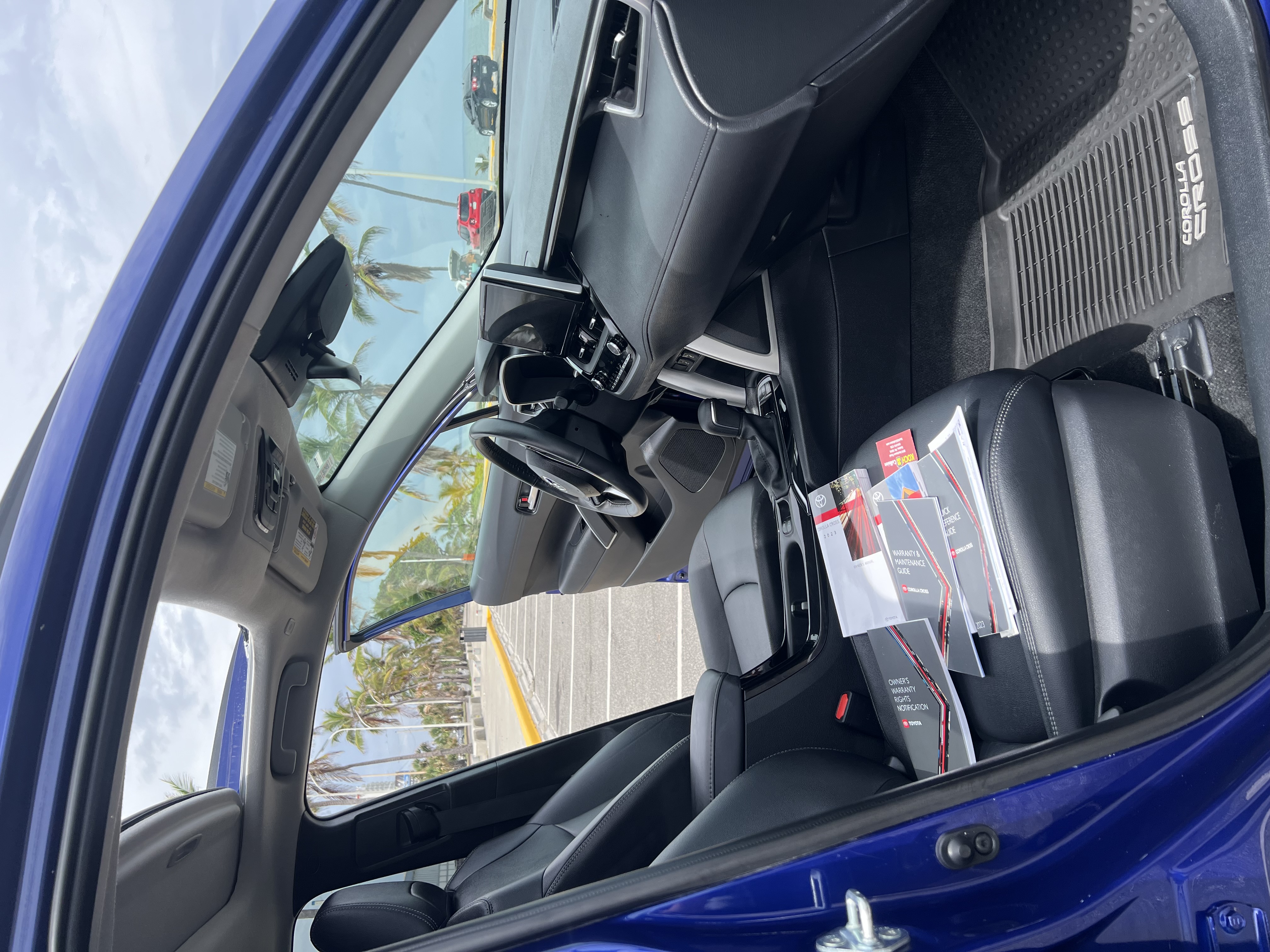 jeepetas y camionetas - Toyota corolla cross XLE 2023 (4x4) 2
