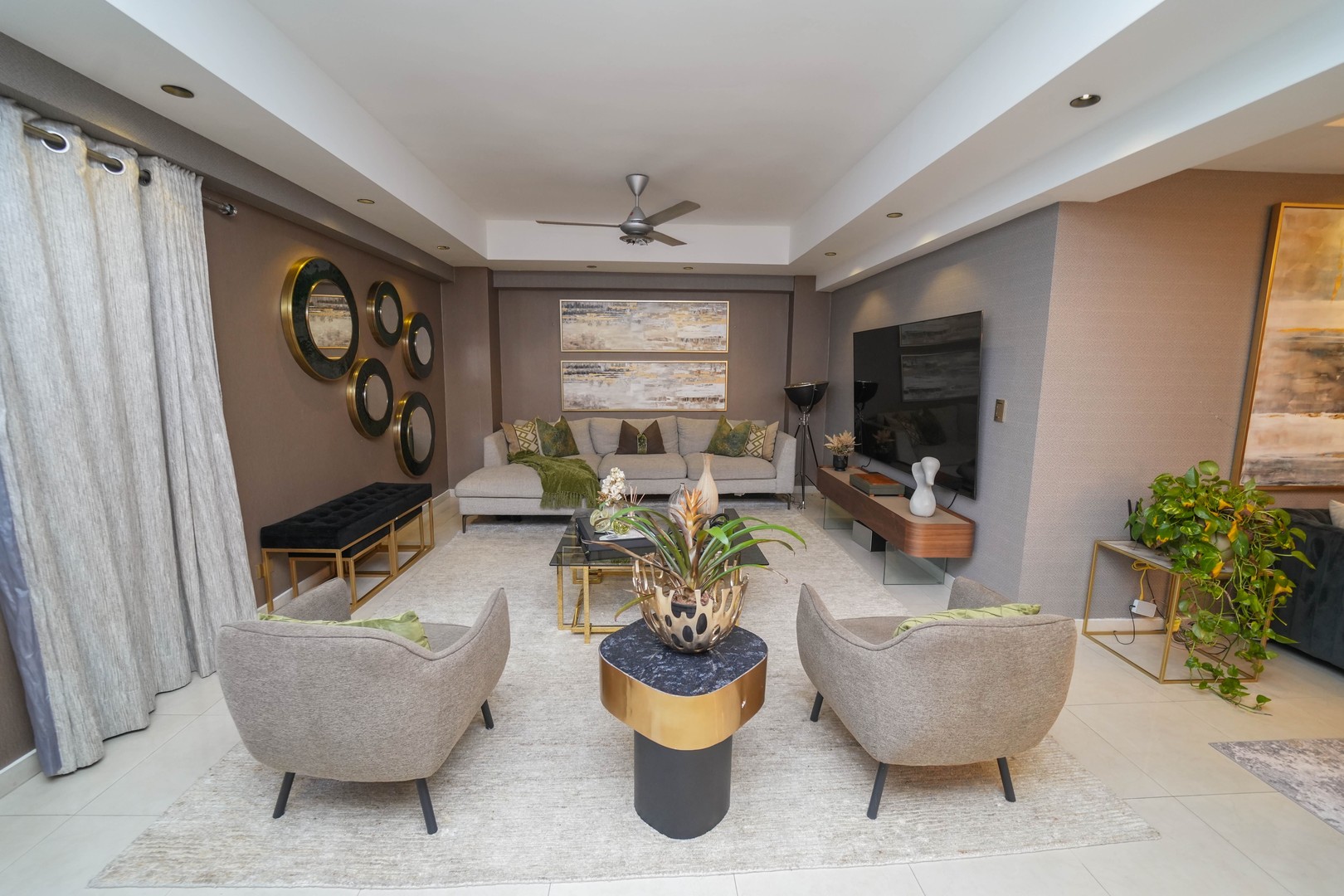 penthouses - Evaristo Morales penthouse 5 habitaciones 5.5 baños 2 parqueos 