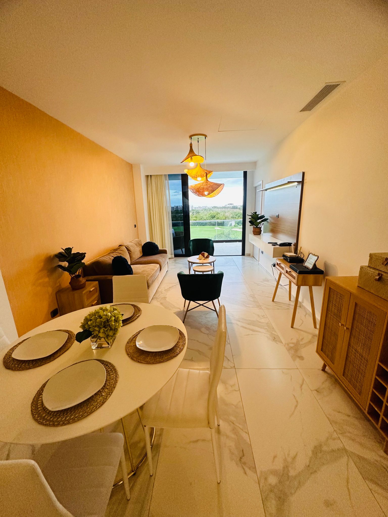 apartamentos - Vive el Lujo en Cana Rock Star – 2H/2B Amueblado con Vista al Golf 8