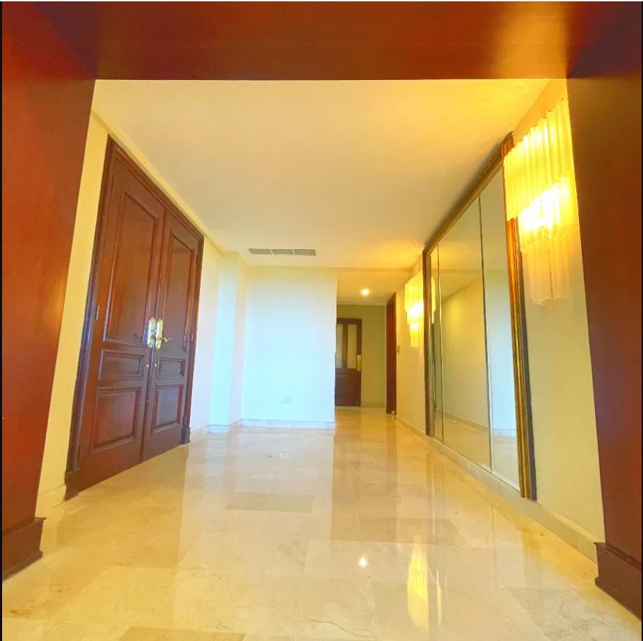apartamentos - Apartamento Clasico Av. Anacaona 500m2 4