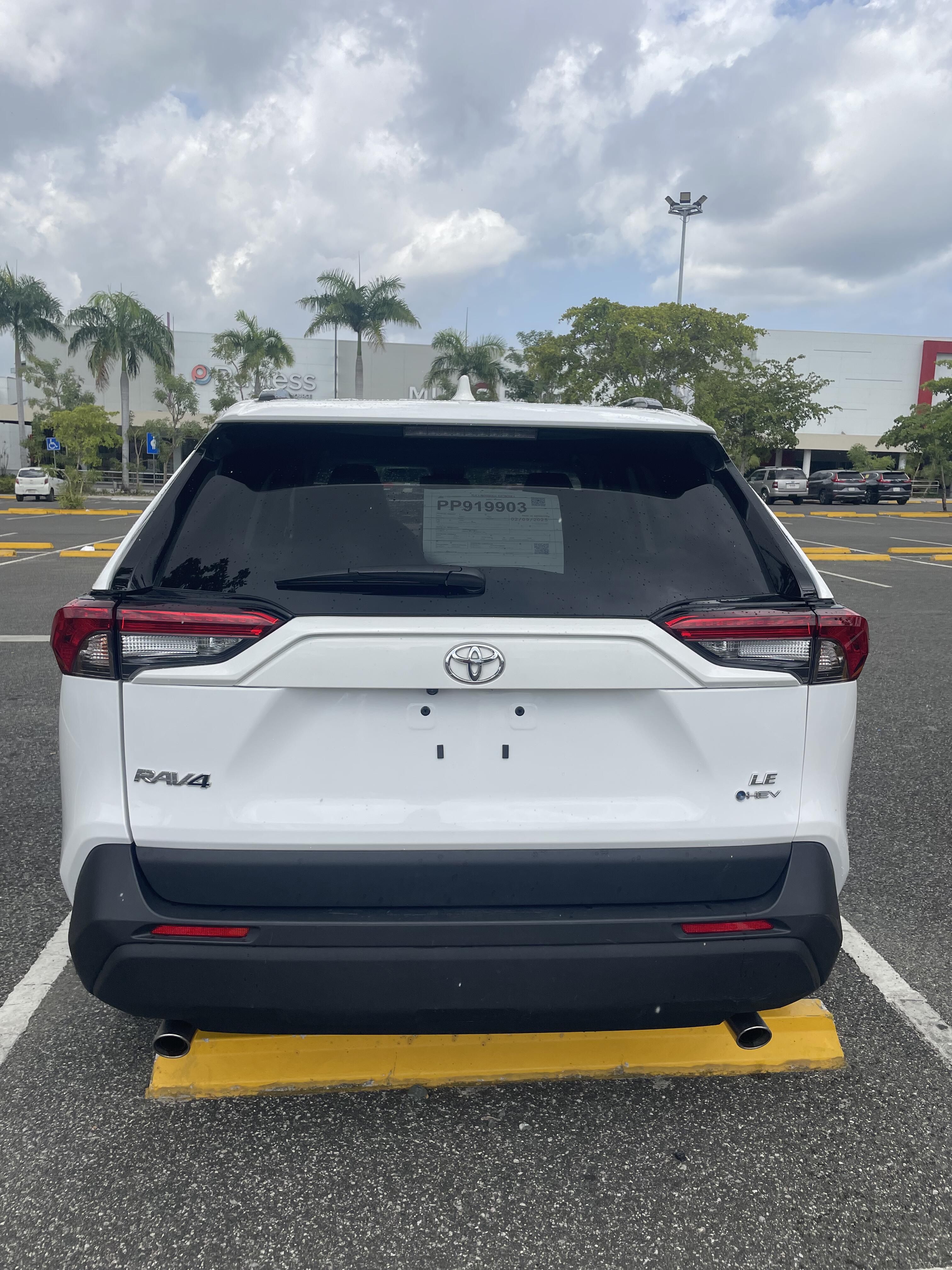 jeepetas y camionetas - Toyota RAV4 2025 Hibrida 4x4  LE Motor 2.5L (VerAmericana) 2