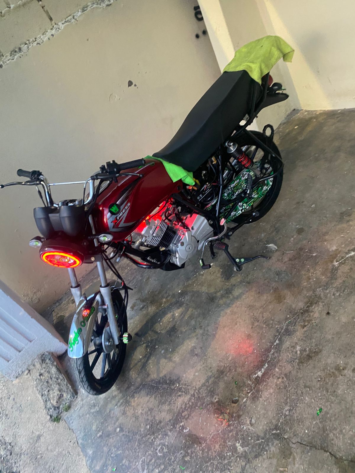 motores y pasolas - xpress 125 2024 4