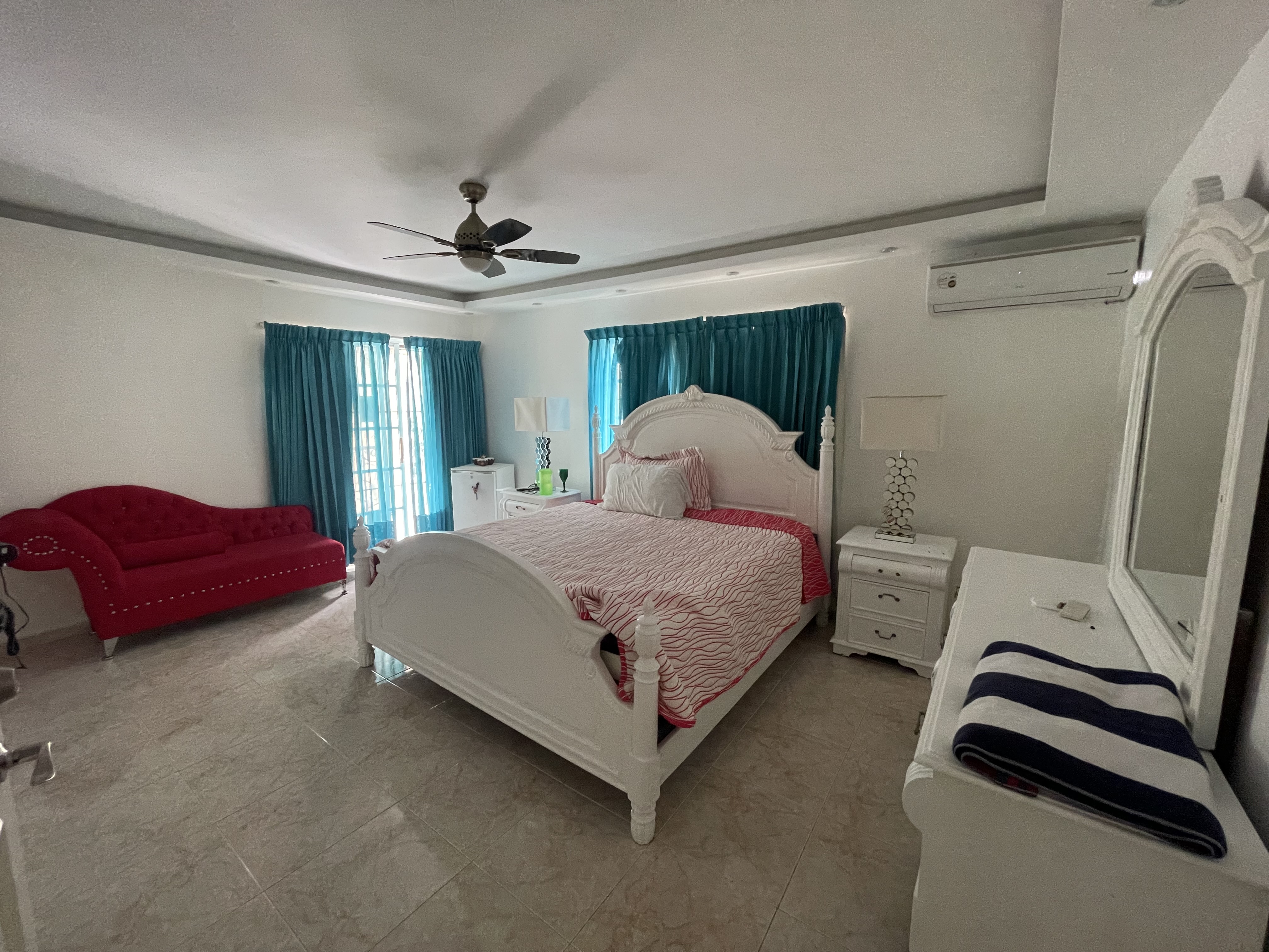 casas - Casa Amueblada en Arroyo Hondo, Santo Domingo  4