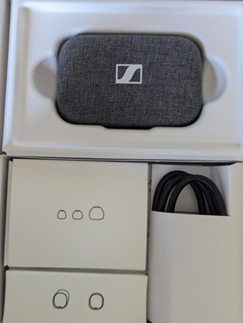 camaras y audio - Sennheiser Momentum TWS 3 Earbuds con ANC, IPX4, carga Qi, 28H 9