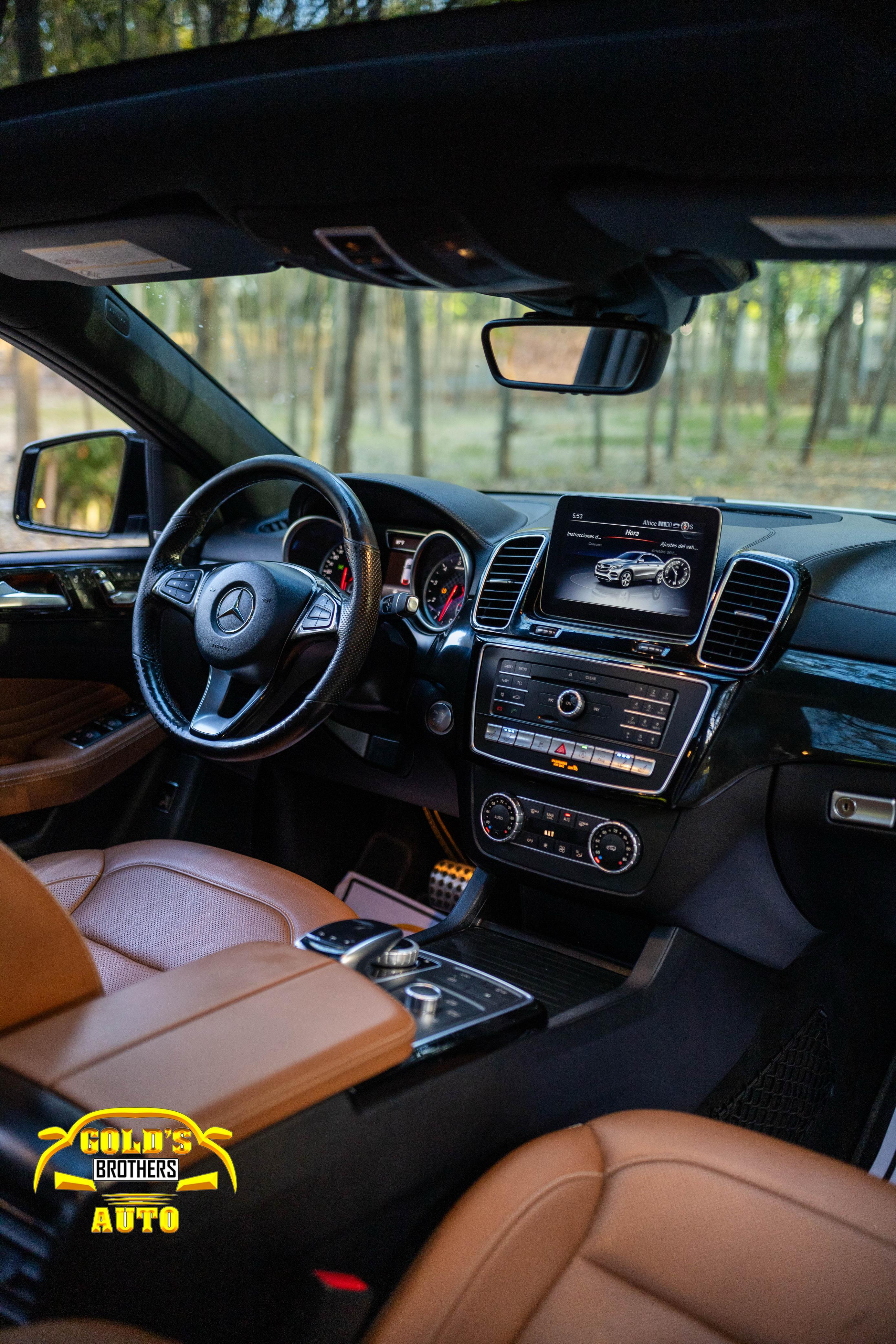 jeepetas y camionetas - Mercedes Benz GLE 43 AMG Coupe 2019 Clean Carfax 9