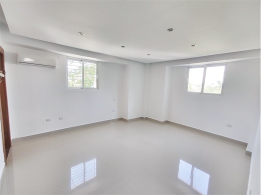 apartamentos - Tercer nivel de renta en La Esmeralda 0