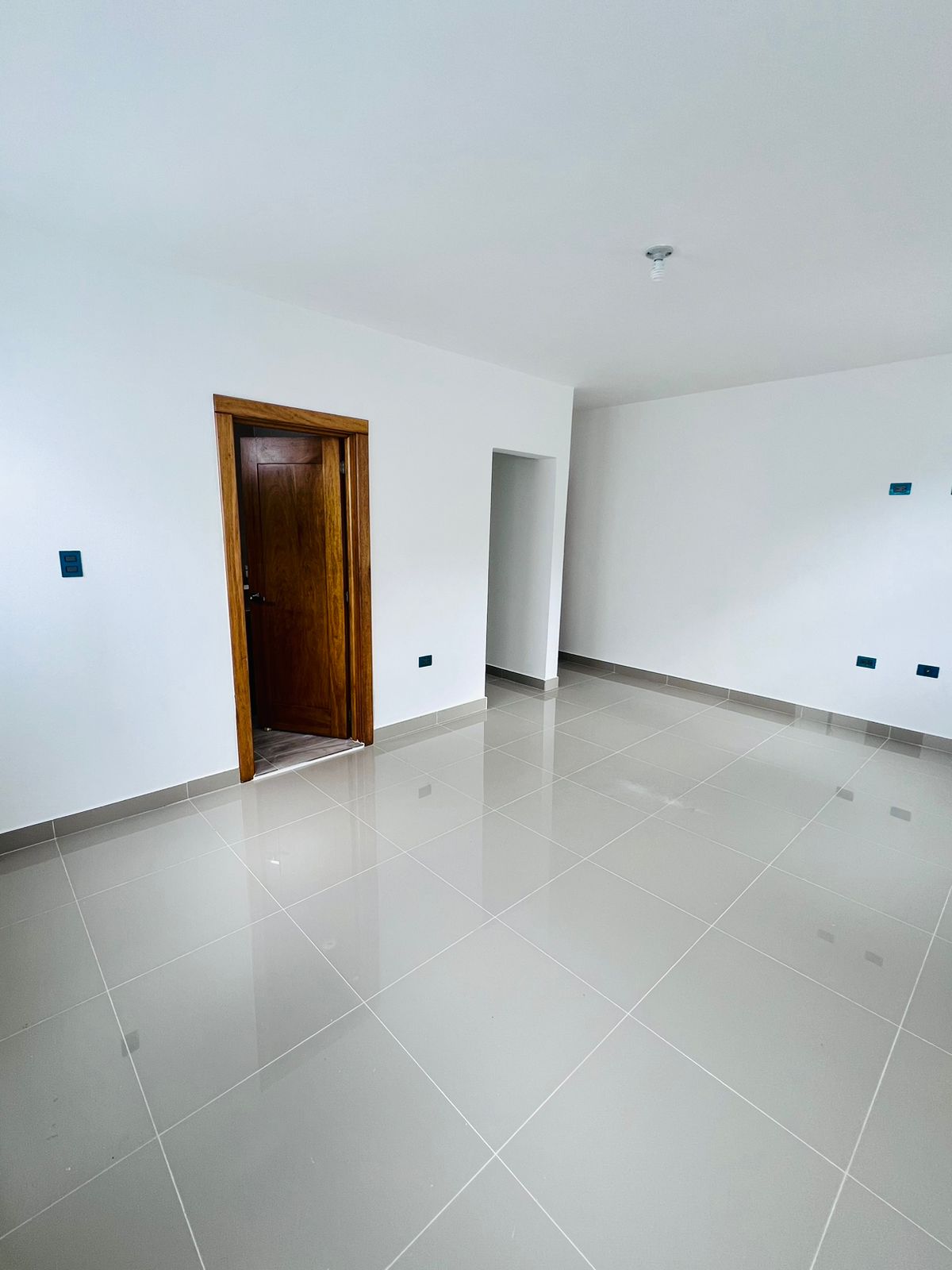 apartamentos - CASA EN VENTA EN VISTA LINDA, SANTIAGO. 5