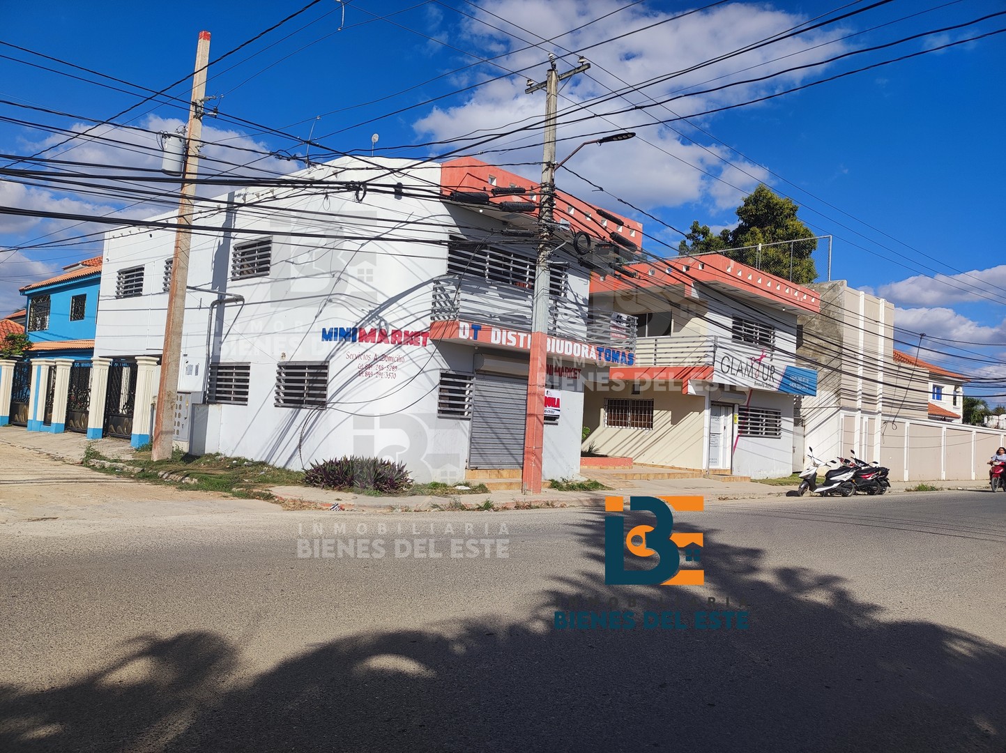 oficinas y locales comerciales - 🔸Se Rentan  Varios Locales Comerciales en Residencial Villa España. 5
