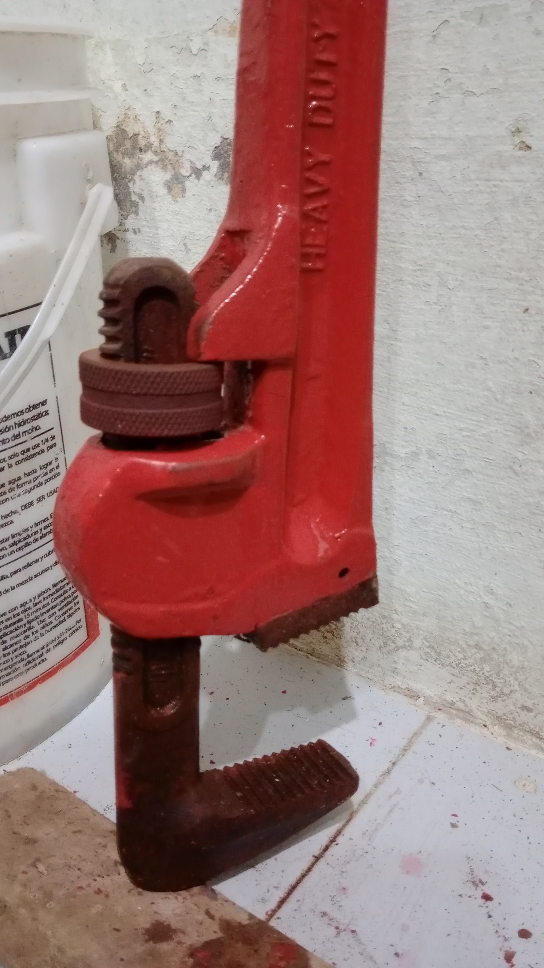 construccion e industrial - Llave Stilson GIGANTE, 36" para tubos y tuercas de hasta 6 y 7 pulgadas  2