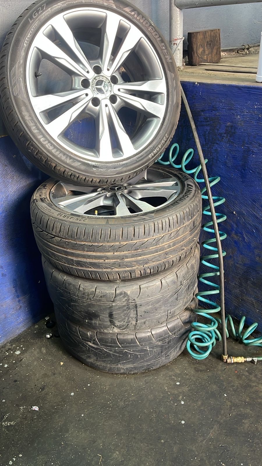 accesorios para vehiculos - Vendo Aros y Gomas casi nuevas 2