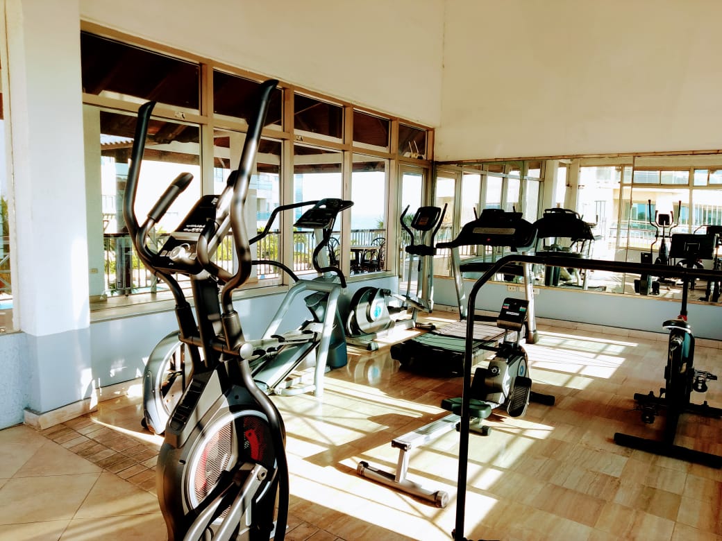 apartamentos - Apartamento en venta de  3 habs en Malecon Center 5