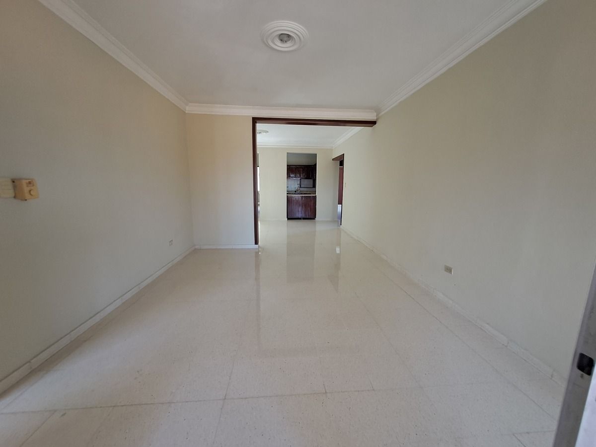 apartamentos - Apartamento 4to piso Urb. Solimar 2