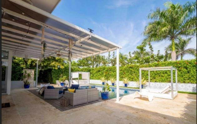 casas vacacionales y villas - Vive la Experiencia Sosúa Ocean Village – Villa de Lujo a Pasos del Mar 4