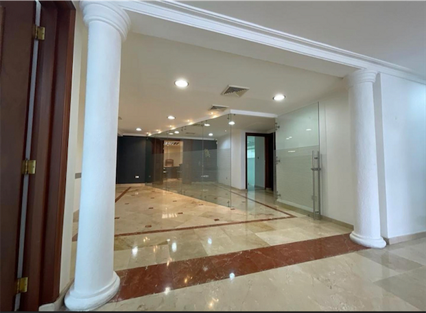 oficinas y locales comerciales - Local amplio en Naco 600 m 3
