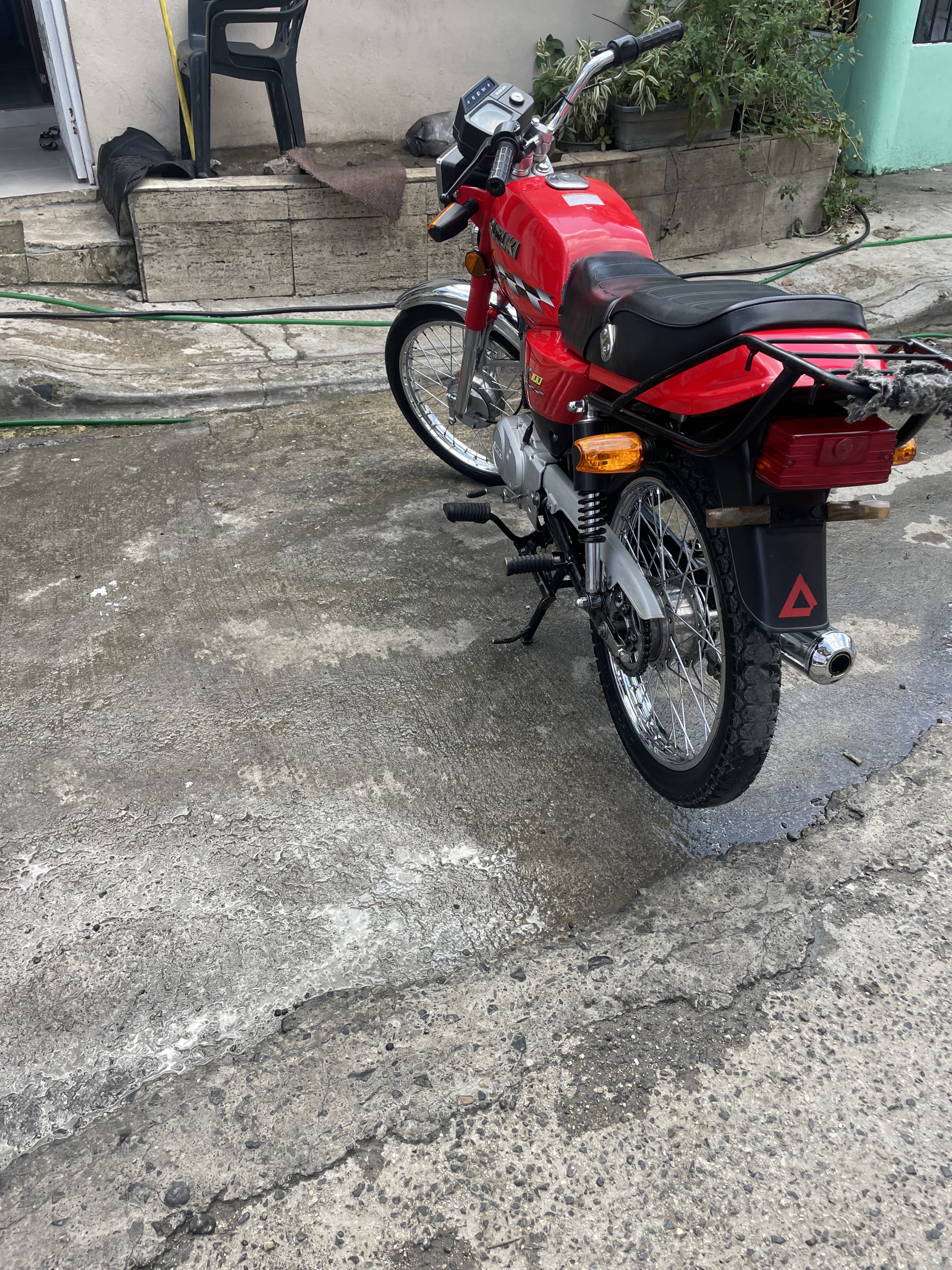 motores y pasolas - Suzuki ax 100 nítido  1