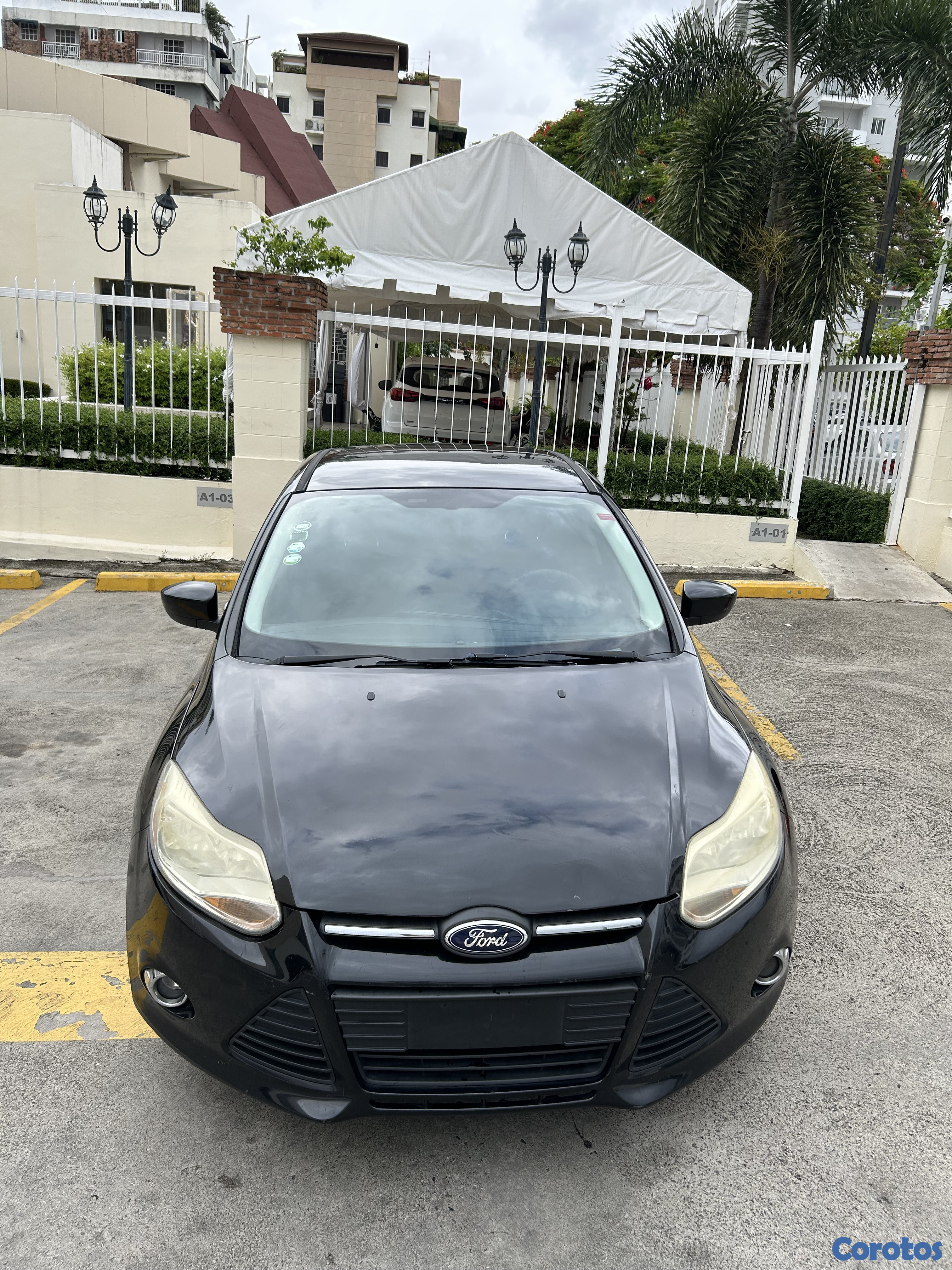 carros - Ford Focus 2012 SE 2.0L 4 Cilindros Negro 10