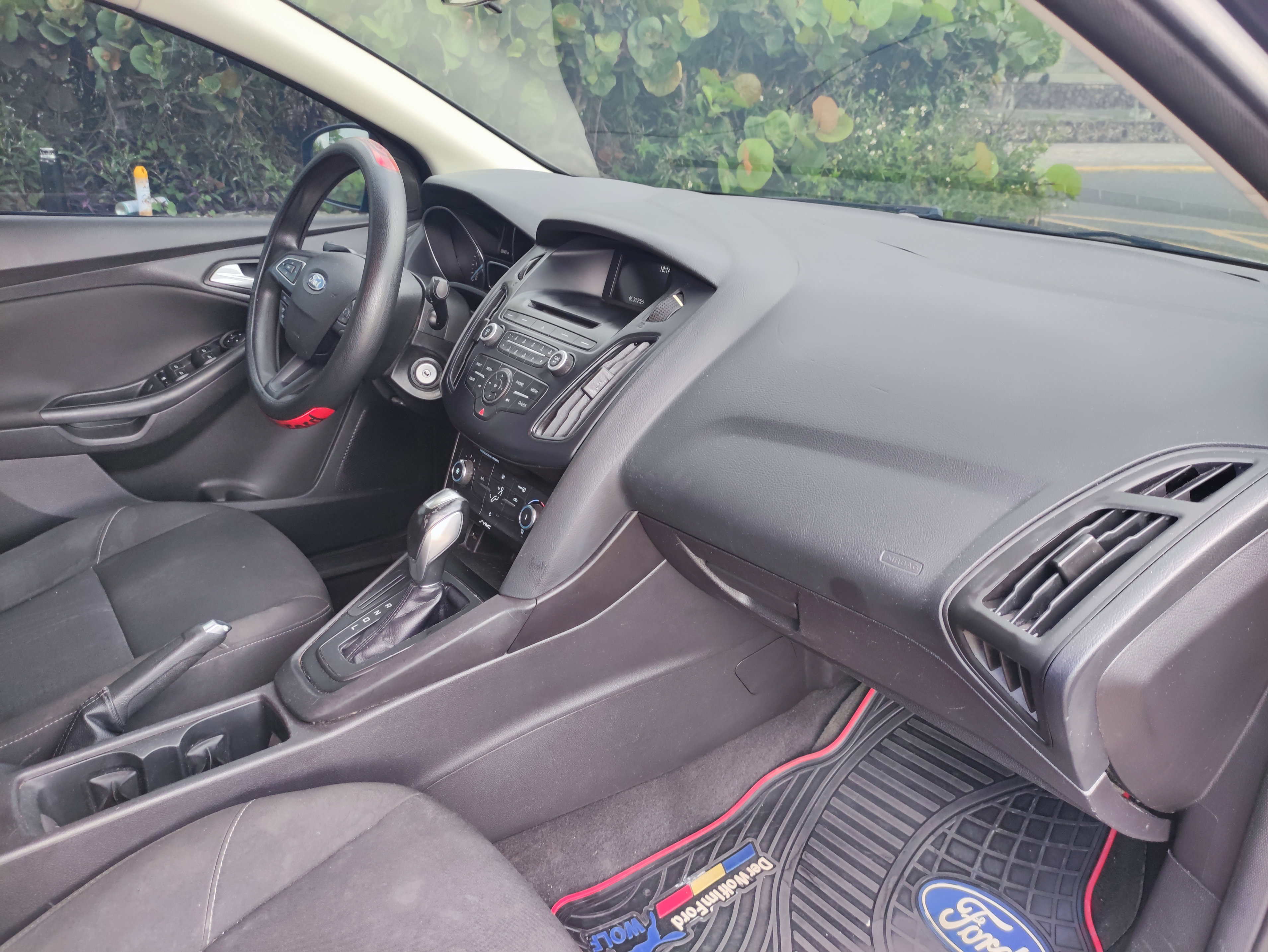 carros - Ford Focus SE 2015, en excelente condiciones financiamiento disponible  9