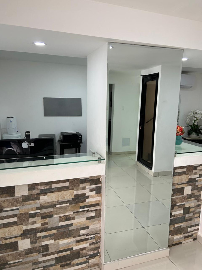oficinas y locales comerciales - Amplio espacio comercial de 133m2 NACO 2
