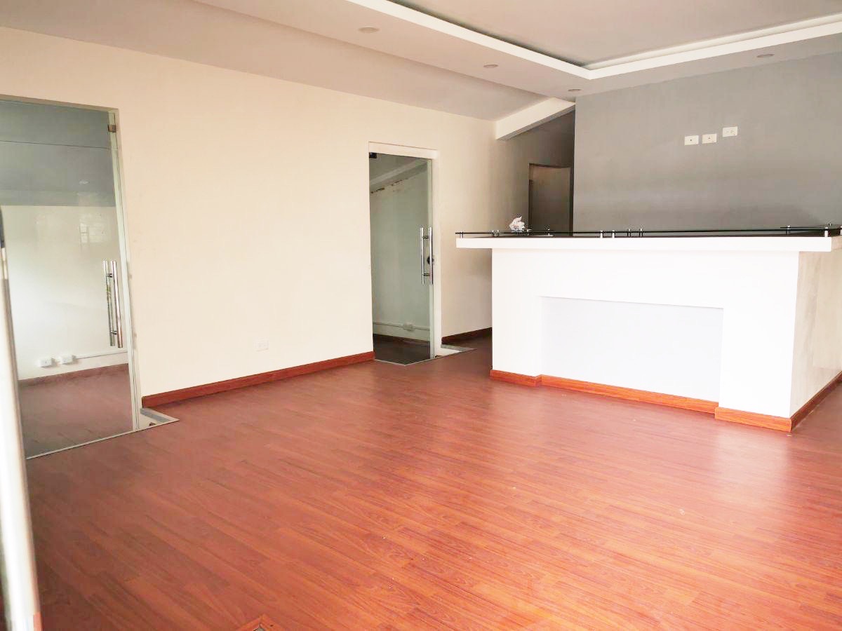 oficinas y locales comerciales - Local comercial Naco 3