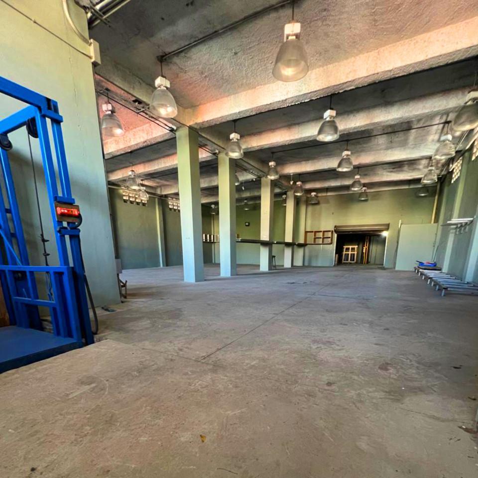 otros inmuebles - Nave Industrial en SAN CARLOS SANTO DOMINGO DE GUZMÁN 2
