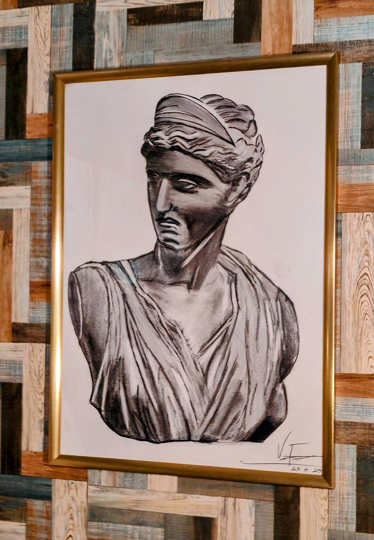 decoración y accesorios - Dibujo a lápiz BUSTO de Artemisa
Incluye marco dorado  0