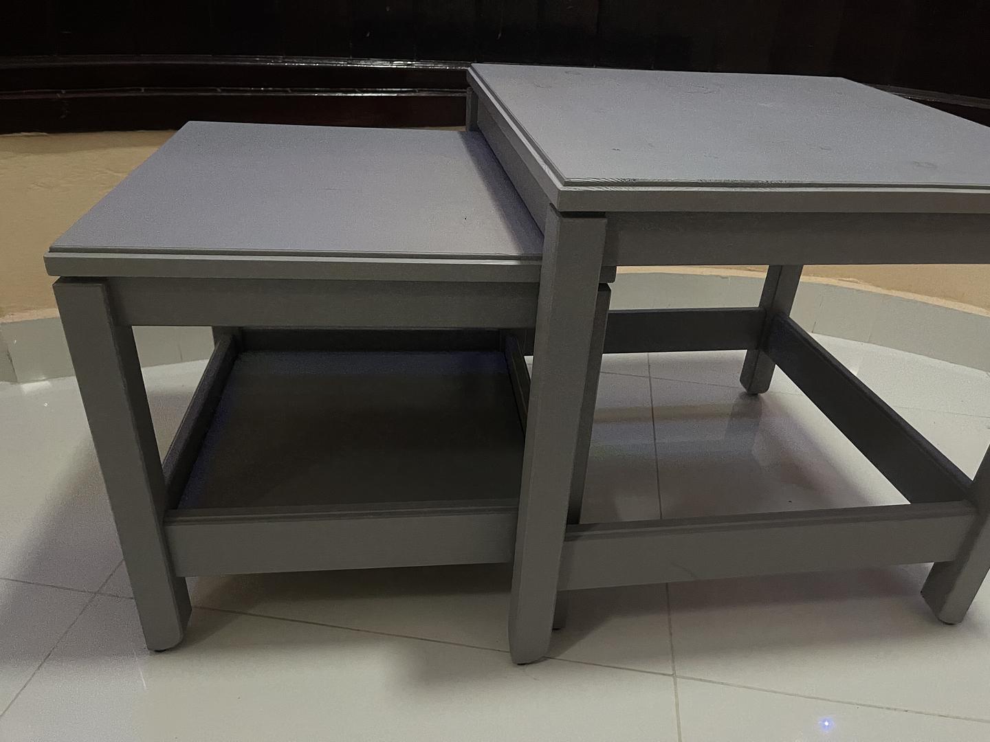 muebles y colchones - Juego de mesas de centro color gris. RD$1500 3