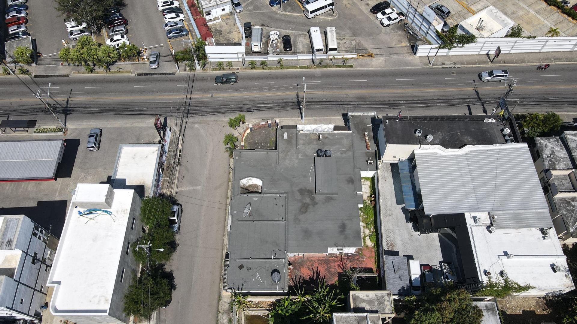 solares y terrenos - TERRENO EN VENTA EN AVENIDA PRINCIPAL SANTIAGO 2