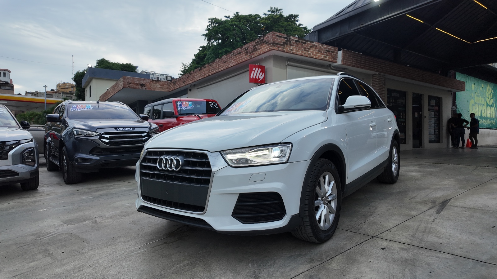 jeepetas y camionetas - AUDI Q3 2017 1