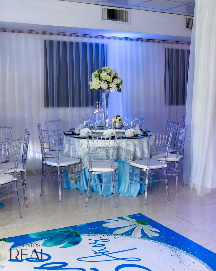 servicios profesionales - Salón de Eventos y Fiestas. Club en el Ensanche Ozama Zona Oriental 1