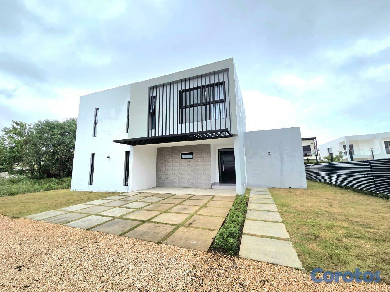 casas - Villa de 4 habitaciones en venta en Vista Cana 5