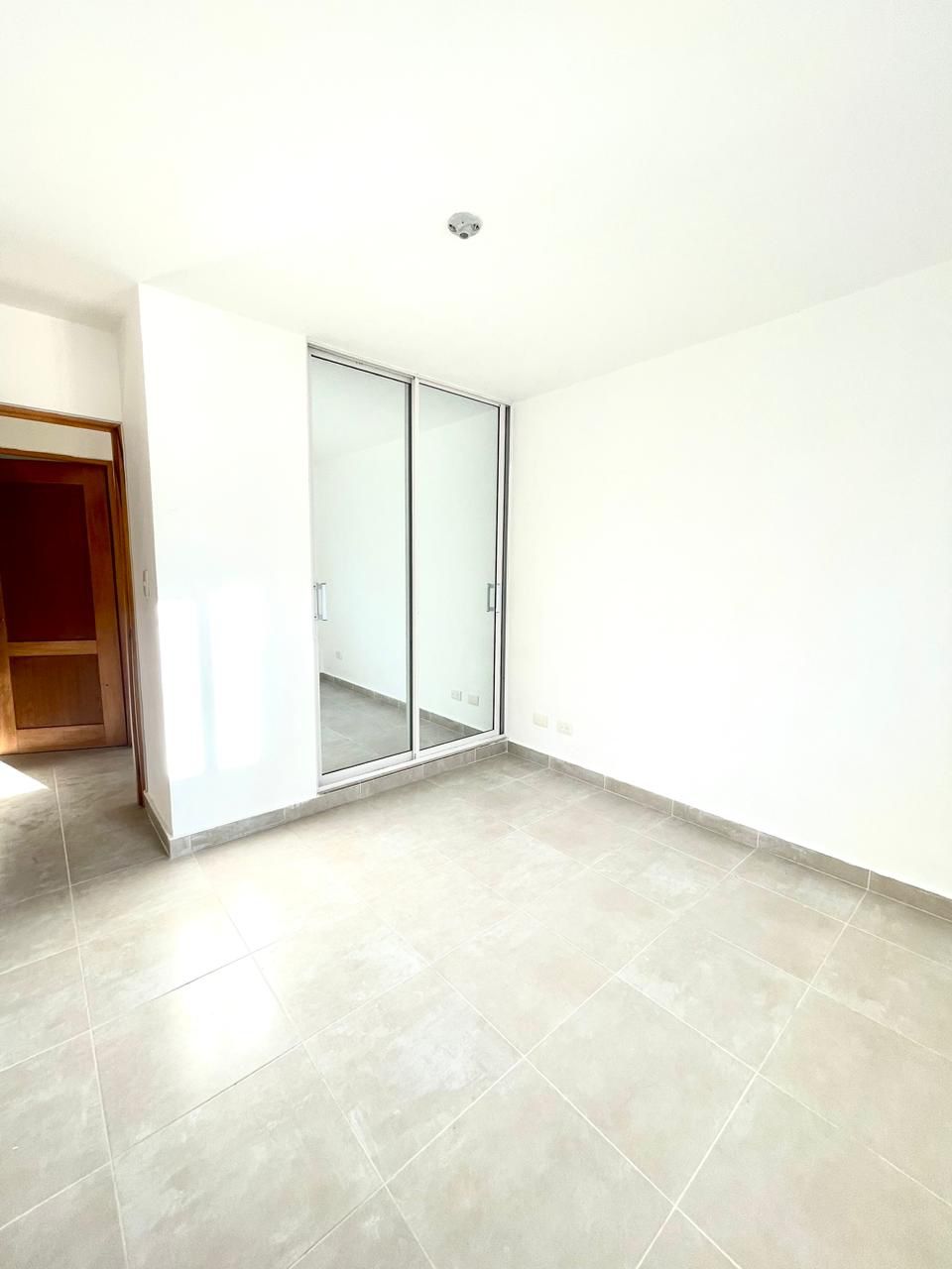 apartamentos -  APARTAMENTO EN VENTA EN LOS RIELES DE GURABO. 9