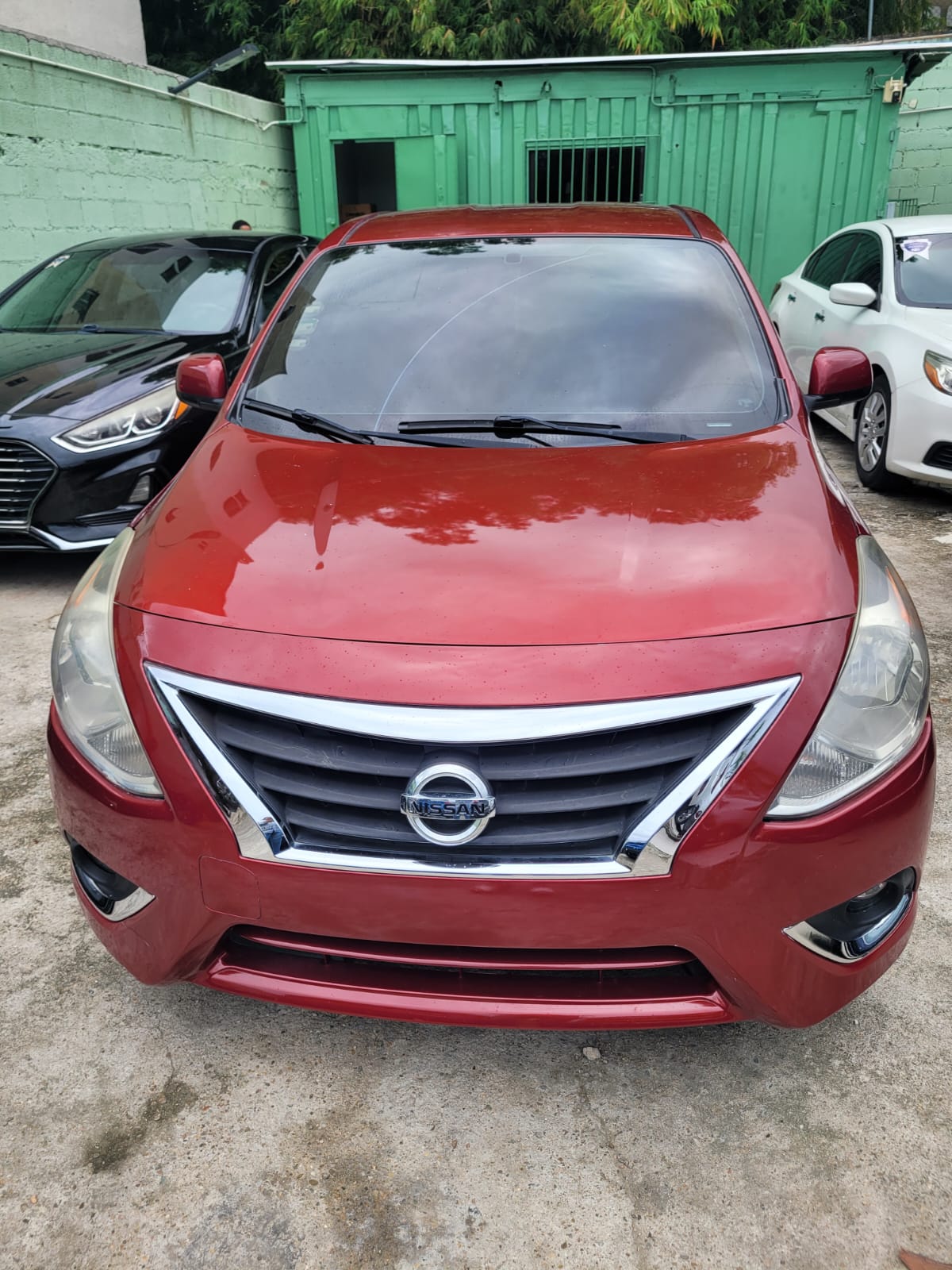 carros - Nissan Versa SV 2016 1