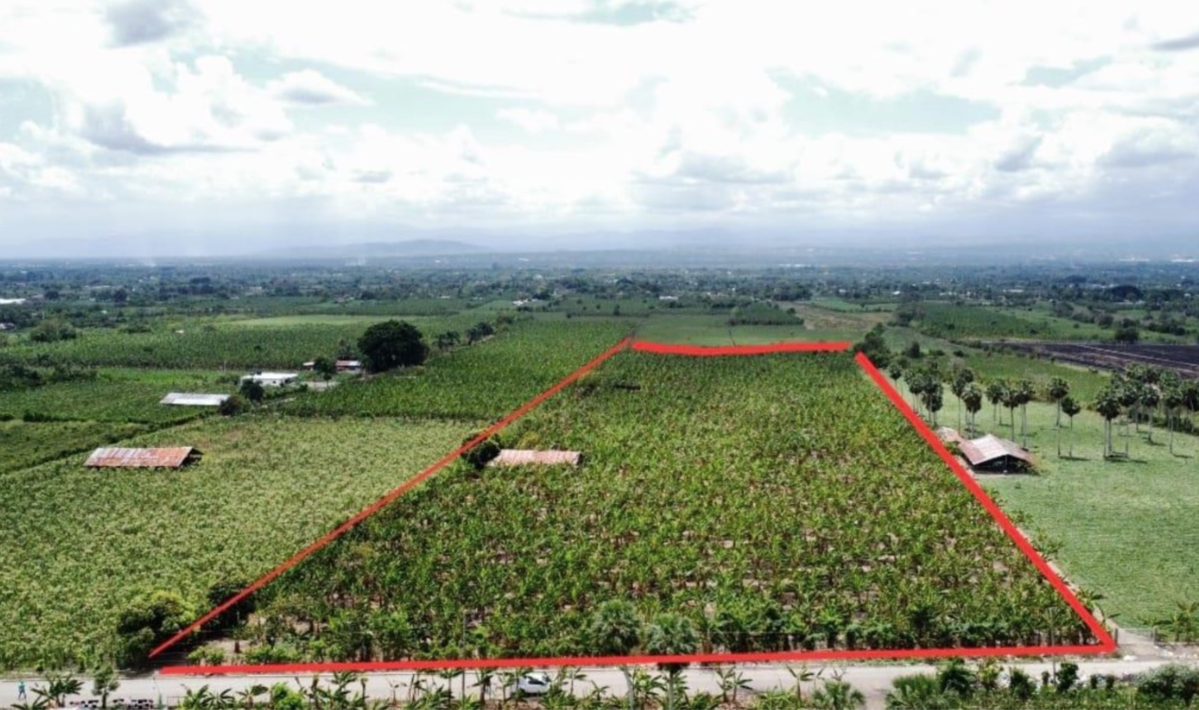 solares y terrenos - 22,000 METROS A 25 MINUTOS DEL AEROPUERTO CIBAO