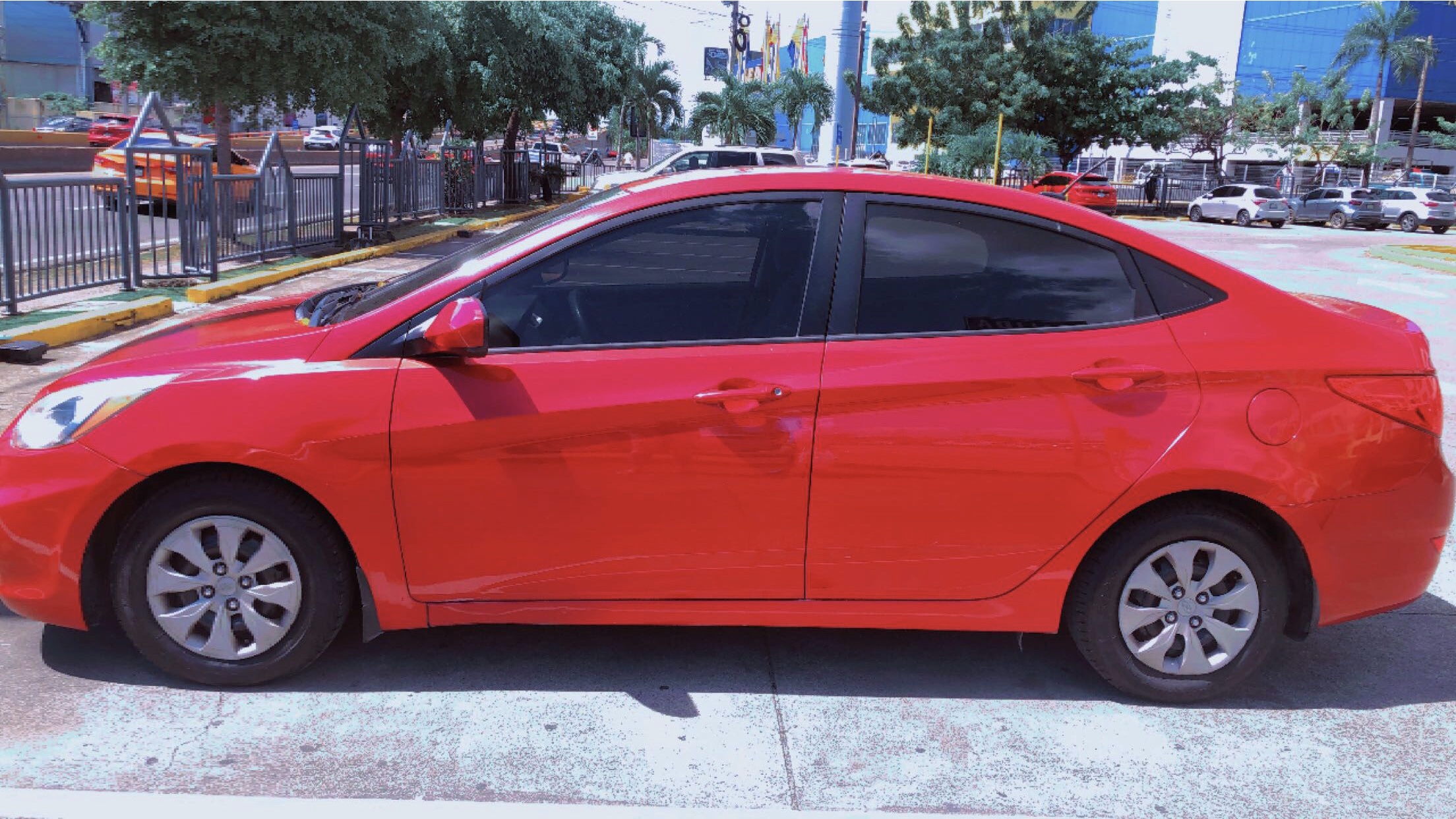 carros - Hyundai Accent 2016 Americano 0