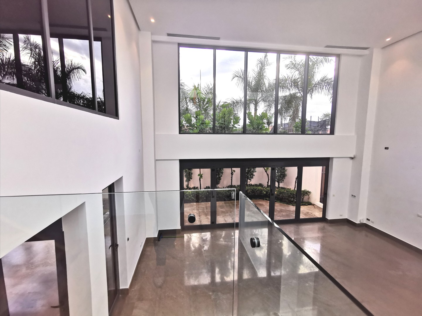 casas - DISPONIBLE Bella Vista Sur casa de lujo 4 habitaciones 4 baños piscina 4