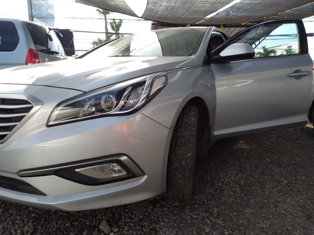 carros - HYUNDAI SONATA LF 2019 GRISDESDE: RD$ 670,100.00 1