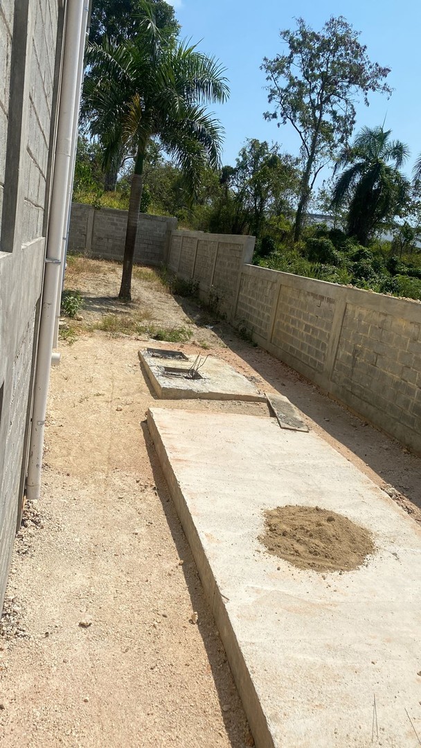 otros inmuebles - Nave con edificación de oficinas en renta en Av. Jacobo Majluta  6