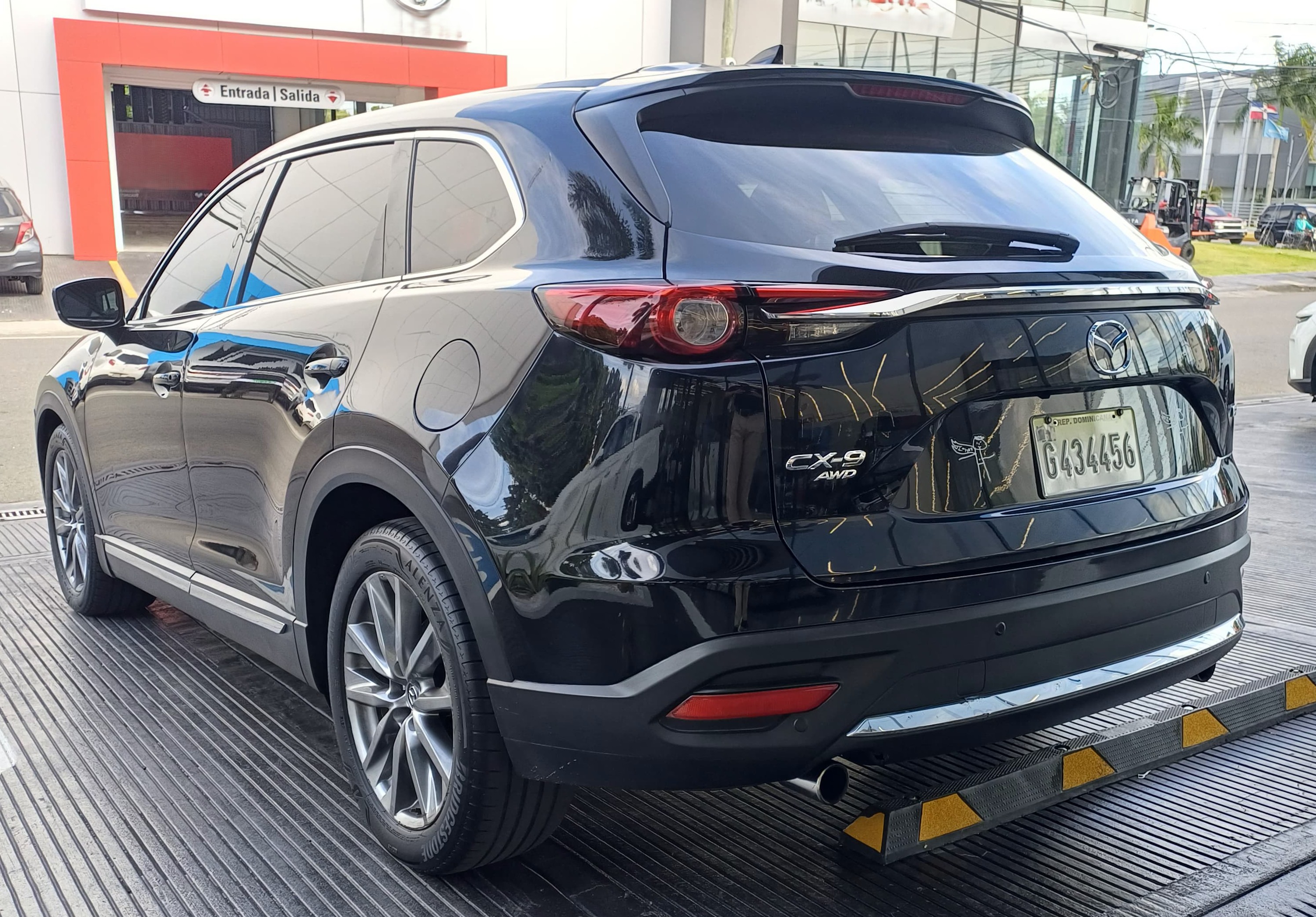 jeepetas y camionetas - Mazda CX-9 Exclusive Negro 2018 1